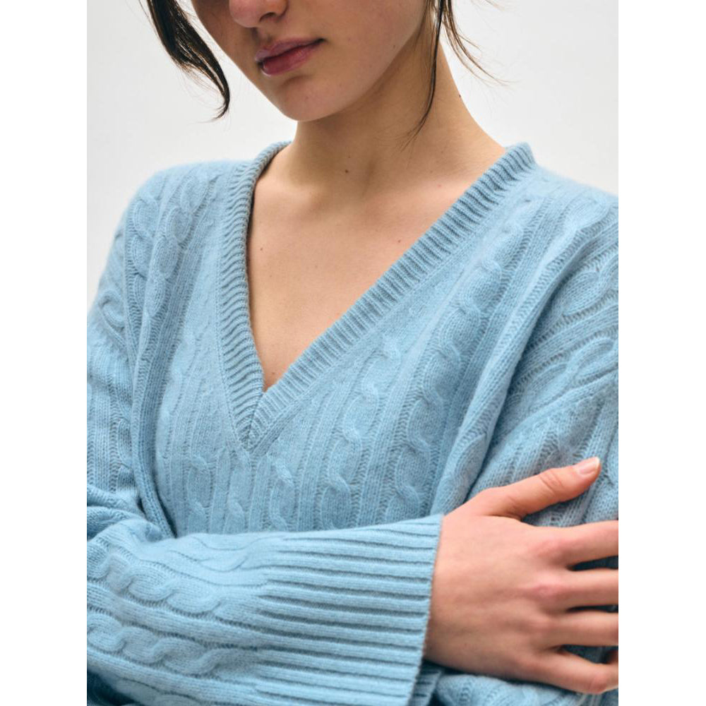 Cashmere Featherweight Cable V-Neck