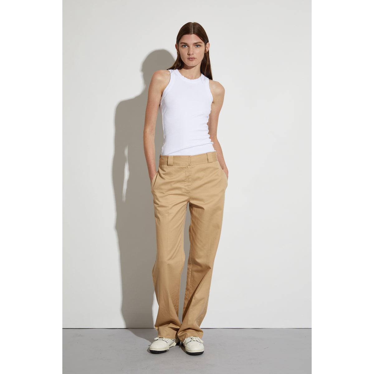 Nessa Mid-Rise Pant in Khaki